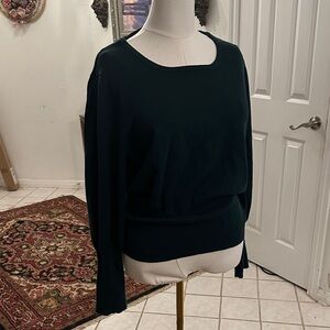 Notations Dark Green Garment